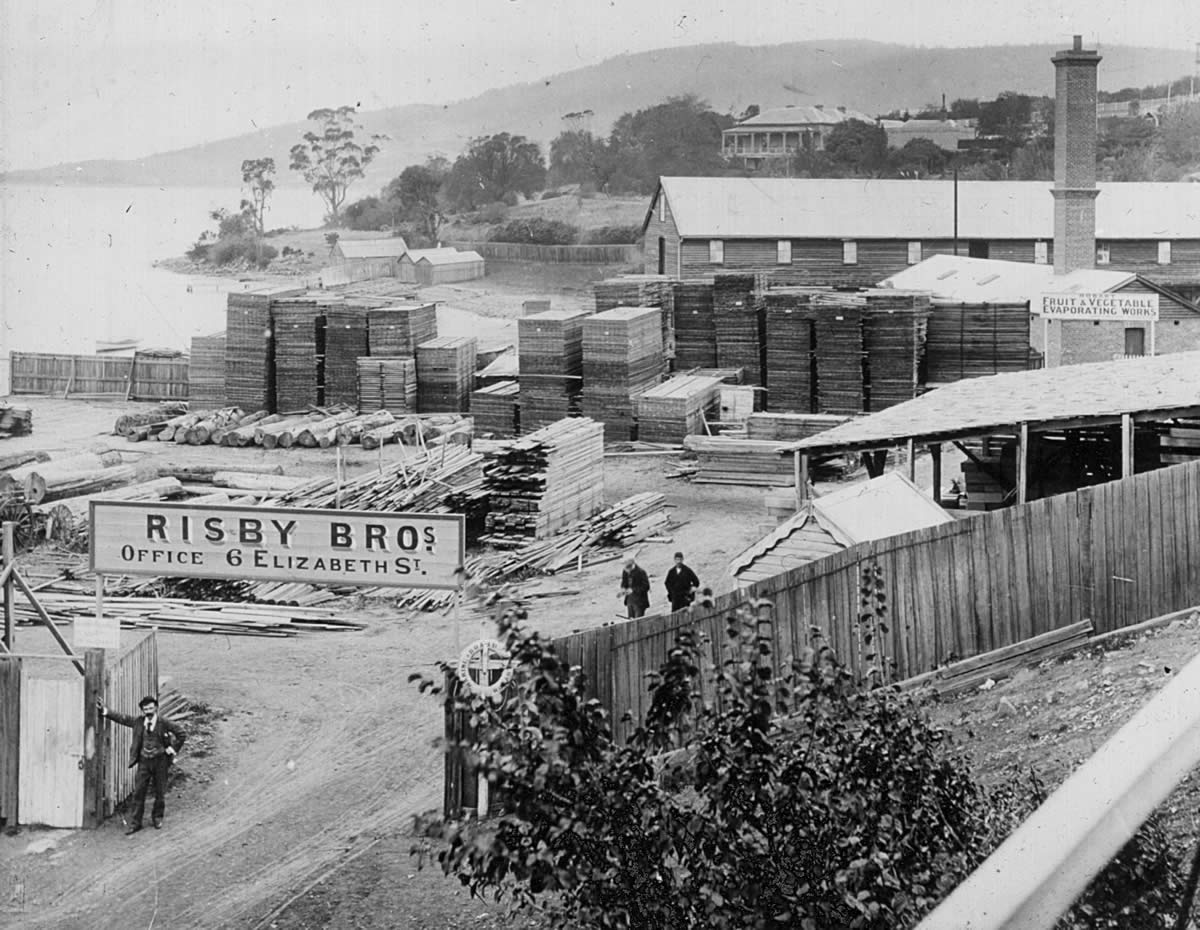 The original wharf on Battery Point was built for Risby Bros timber yard c1920s